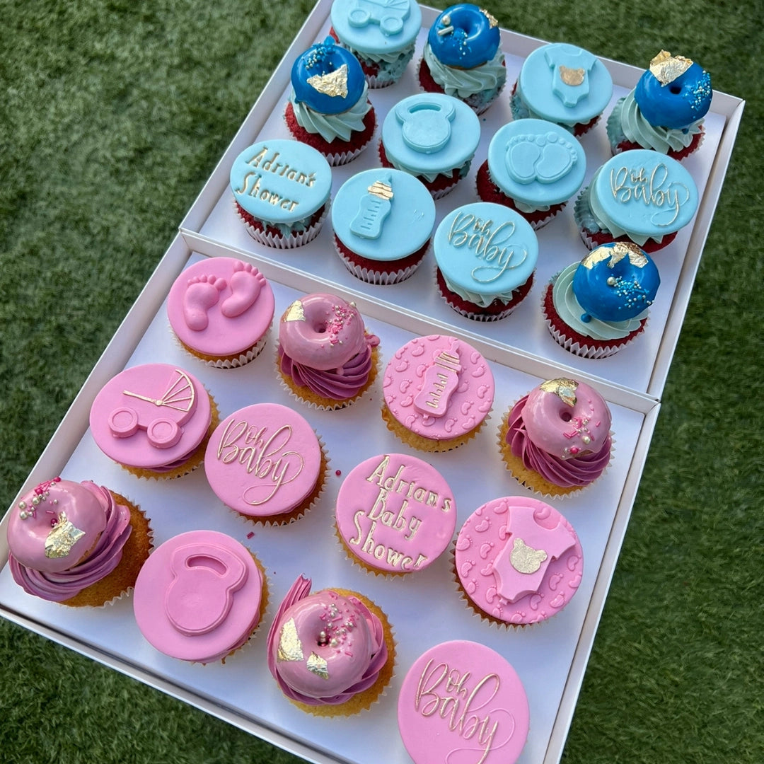 BABY GIRL AND BABY BOY SHOWER CUPCAKES WITH MINI DONUTS