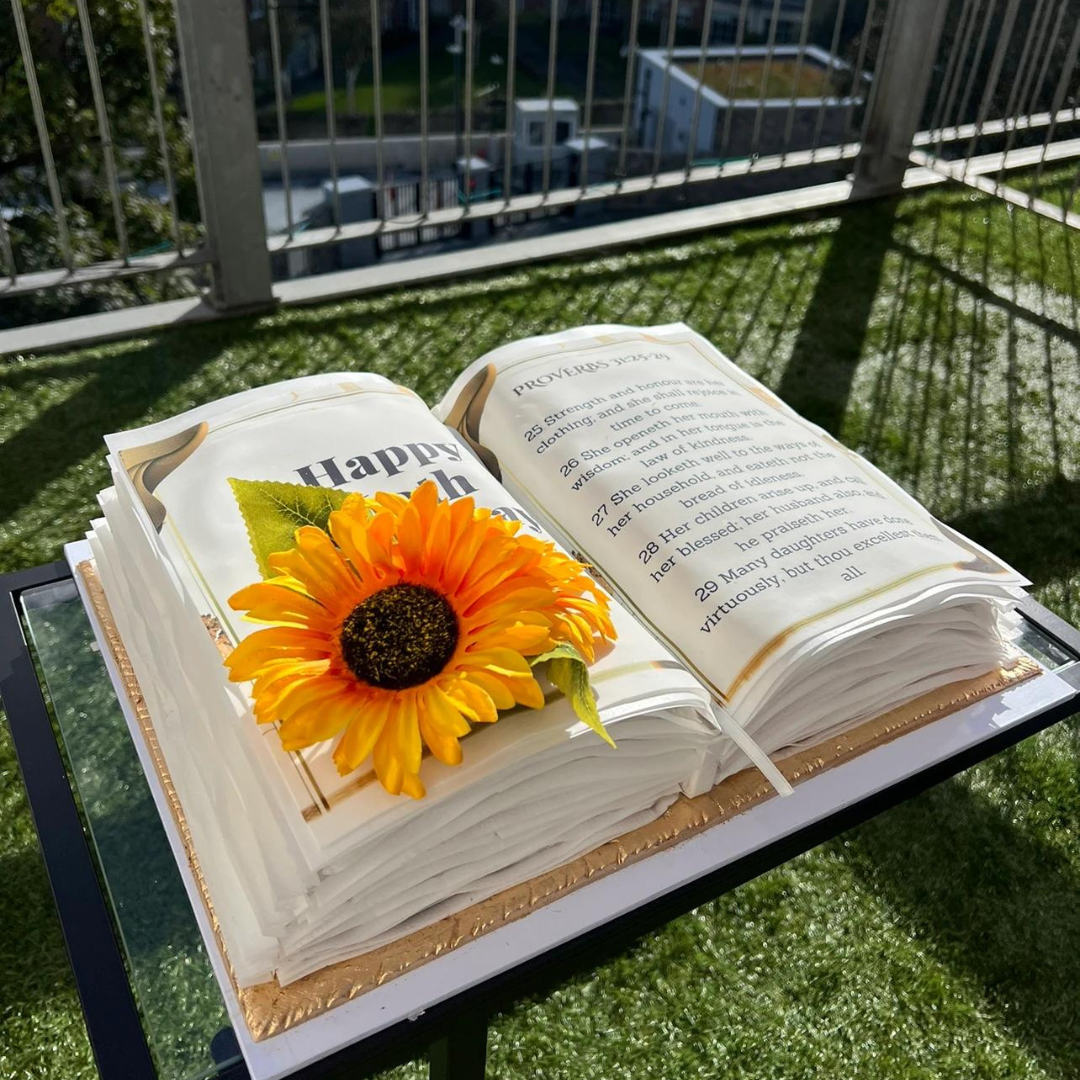 BIBLE CAKE DUBLIN IRELAND WEDDING CAKE