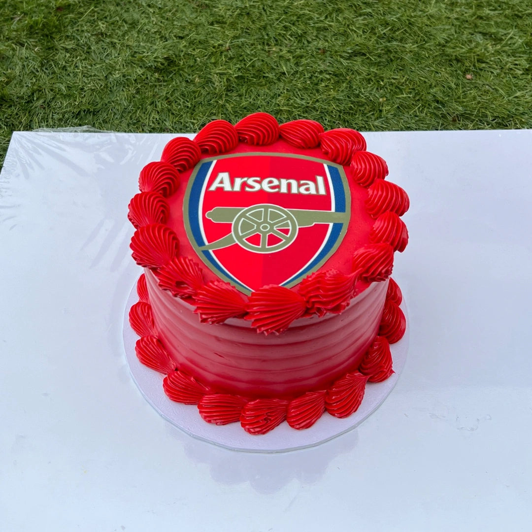 Red Mini Manchester United cake