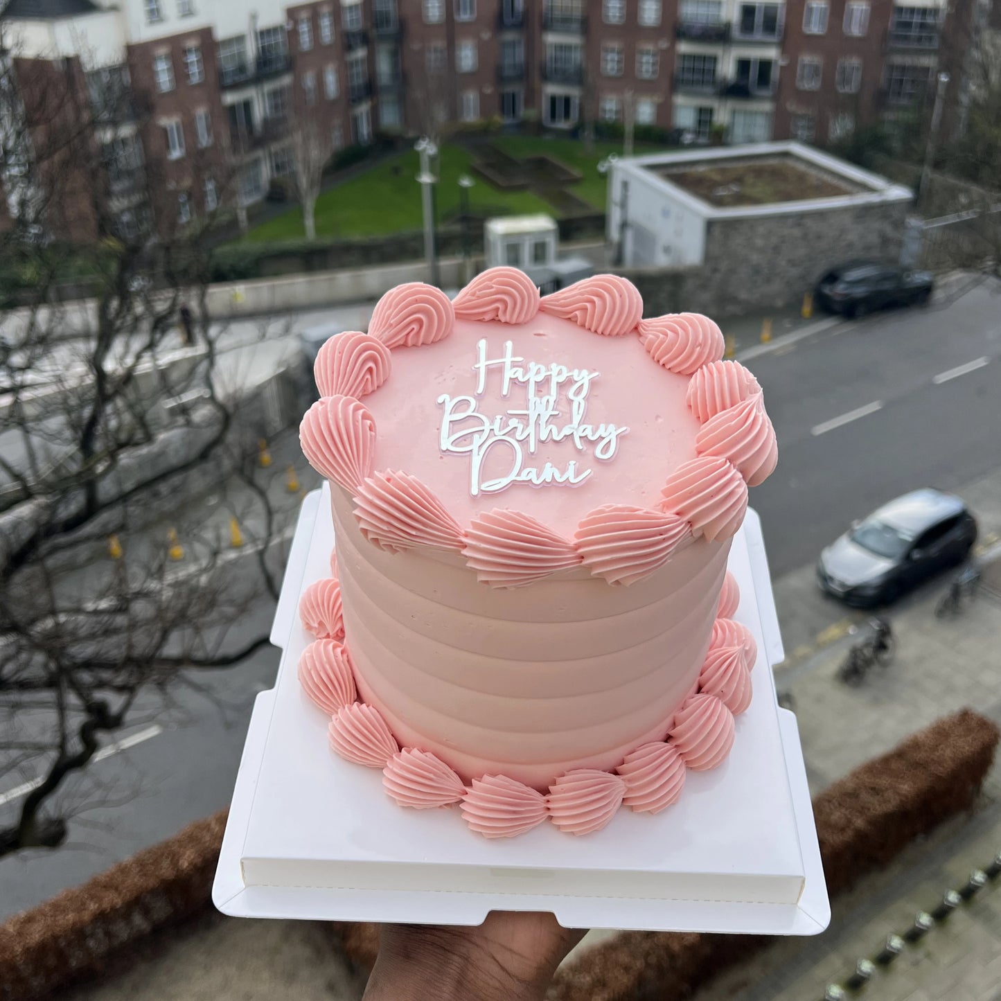 CUSTOM MINI BUTTERCREAM CAKE