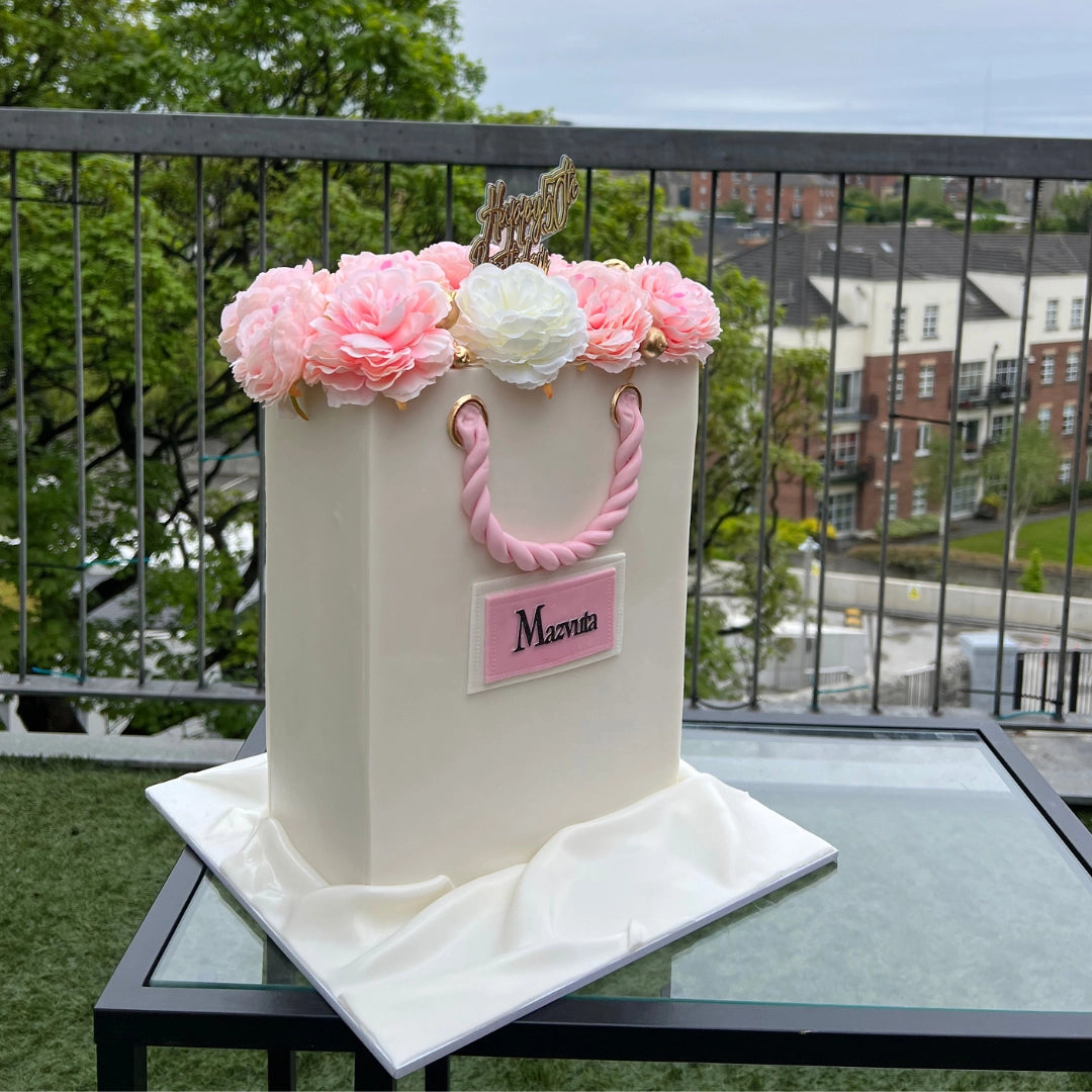 CUSTOM SHOPPING BAG CAKE