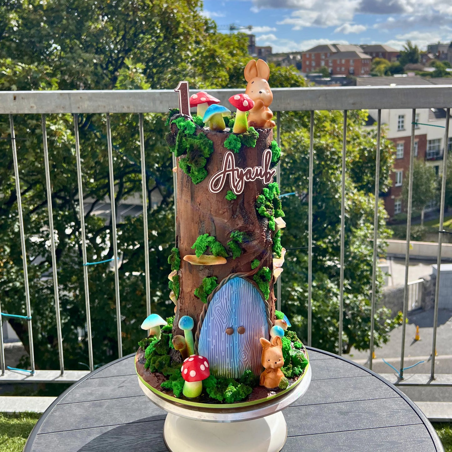 CREATE YOUR KID'S CAKE