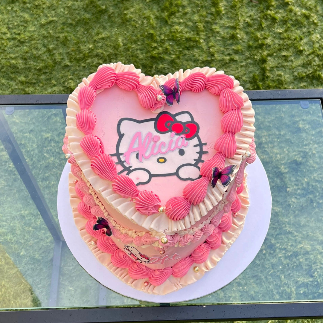 VINTAGE HEART SHAPED CAKE