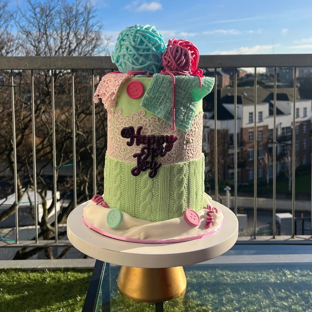 KNITTING CAKE