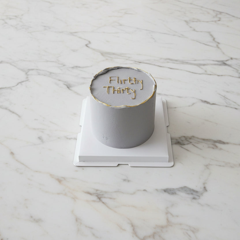 BENTO STYLE MINI BUTTERCREAM CAKE