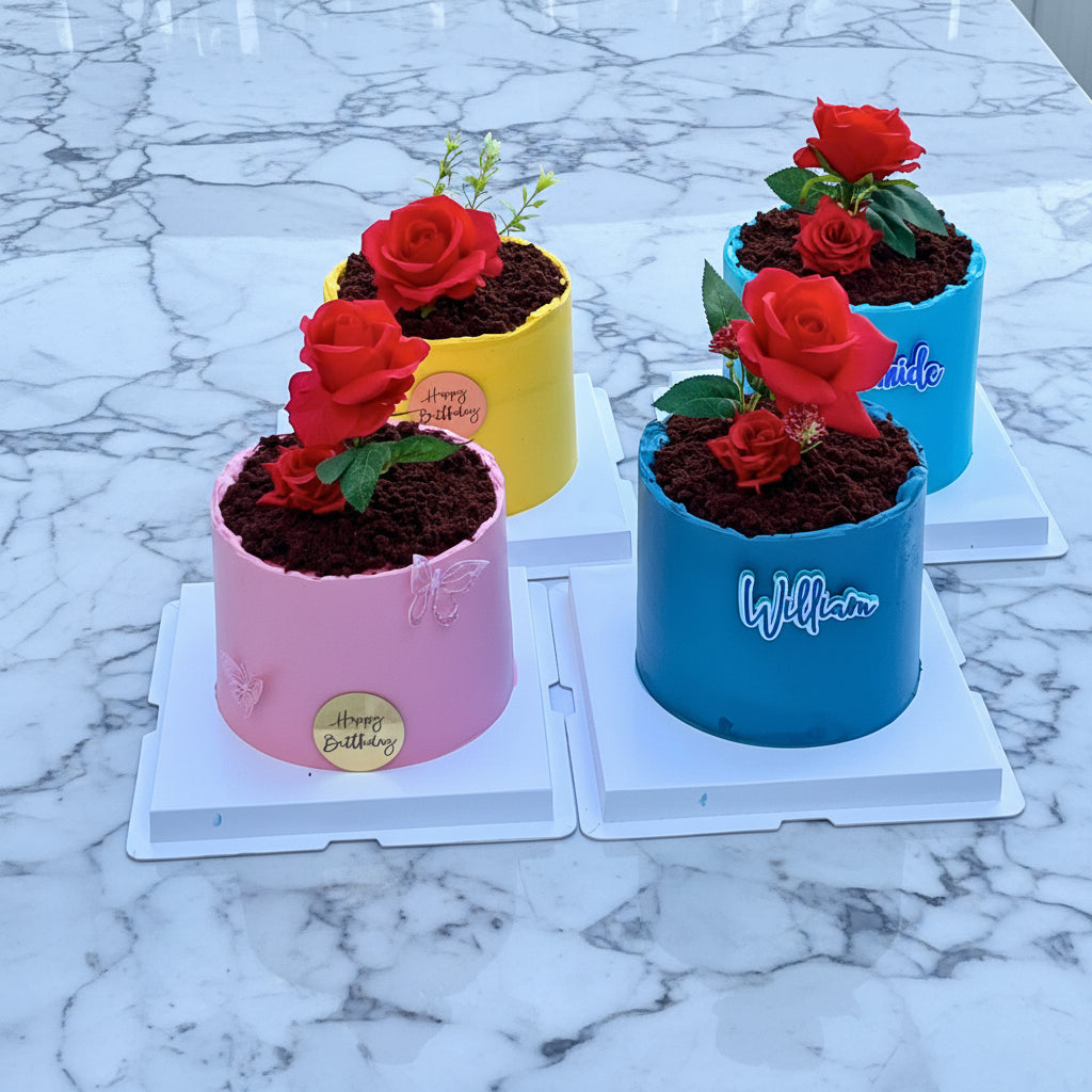 CUSTOM ROSE BUTTERCREAM CAKE