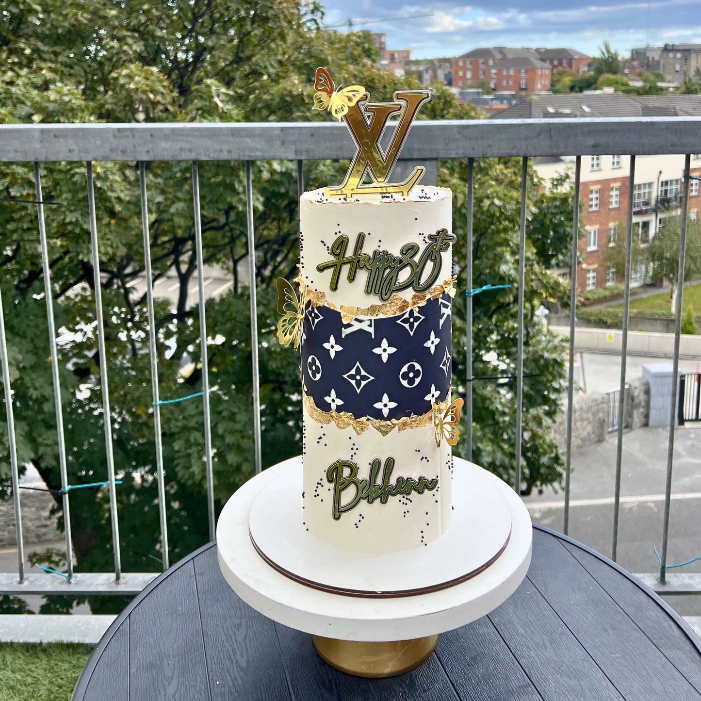 Louis Vuitton cake