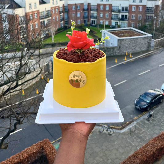 CUSTOM ROSE BUTTERCREAM CAKE